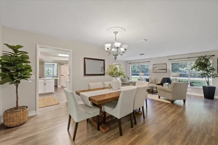 346 Ranch Rd, Tarpon Springs, FL 34688