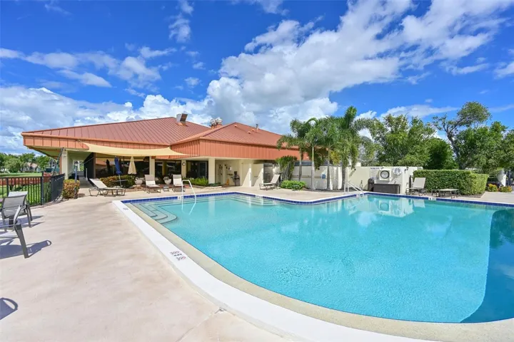 4427 Murfield Dr E, Bradenton, FL 34203