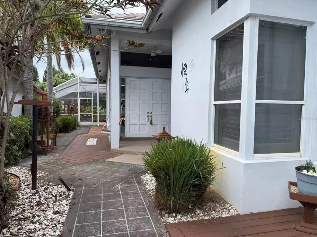 173 Orange Tree Dr, Atlantis, FL 33462