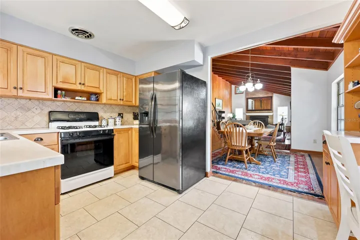 2817 Nw 31st Ave, Gainesville, FL 32605