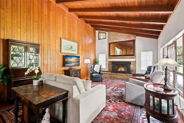 2817 Nw 31st Ave, Gainesville, FL 32605