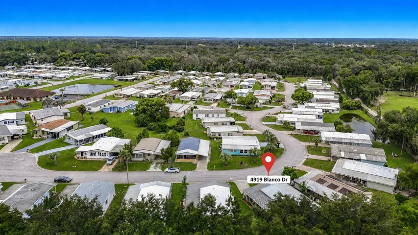 4919 Blanco Dr, Zephyrhills, FL 33541