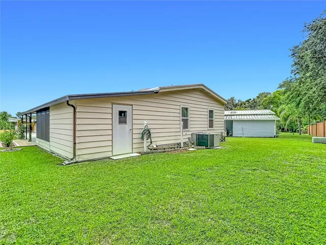 4919 Blanco Dr, Zephyrhills, FL 33541