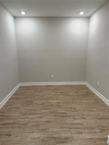 Den