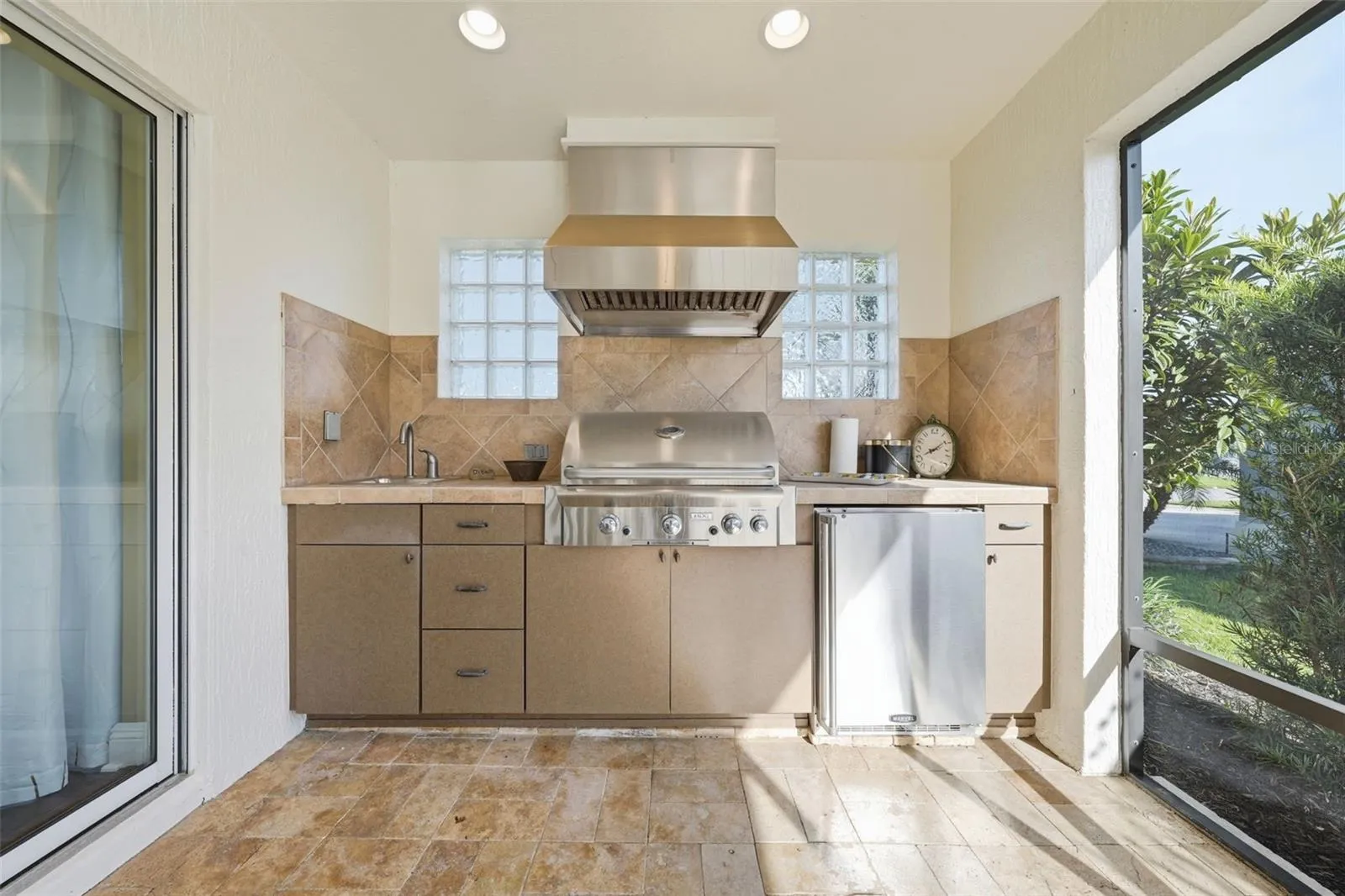 Summer Kitchen with buried Propane
