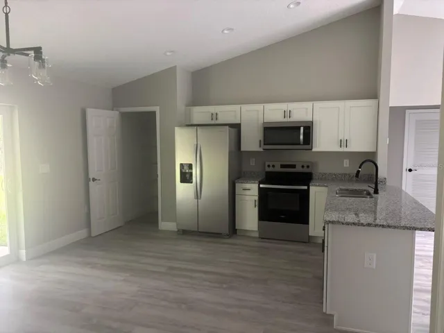 651 W Bancroft Dr, Dunnellon, FL 34434