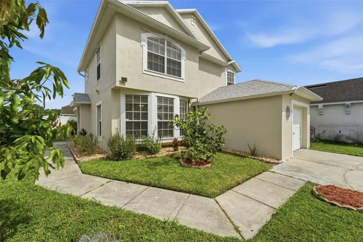2411 Parsons Pond Cir, Kissimmee, FL 34743