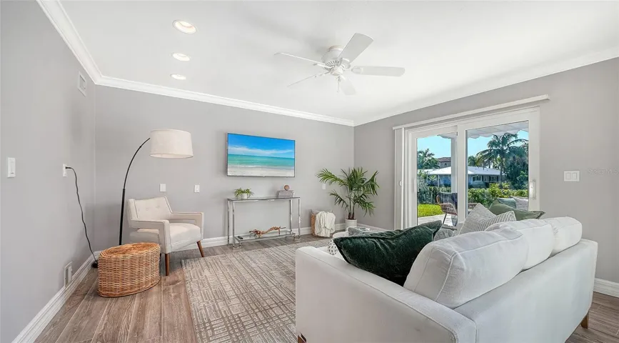 560 Chipping Ln, Longboat Key, FL 34228