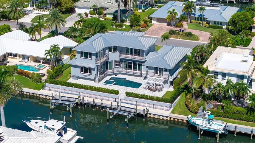 560 Chipping Ln, Longboat Key, FL 34228