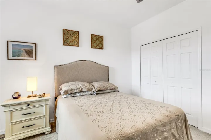 20450 Lagente Cir, Venice, FL 34293