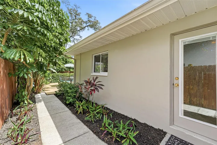 2555 Sweetgum Way W, Clearwater, FL 33761