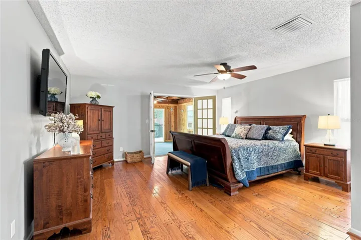 2555 Sweetgum Way W, Clearwater, FL 33761