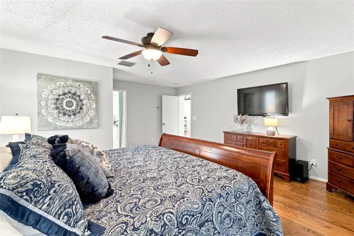2555 Sweetgum Way W, Clearwater, FL 33761