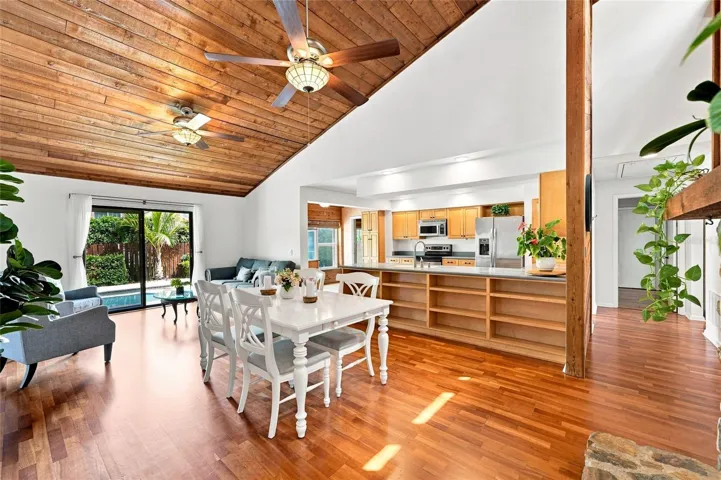 2555 Sweetgum Way W, Clearwater, FL 33761