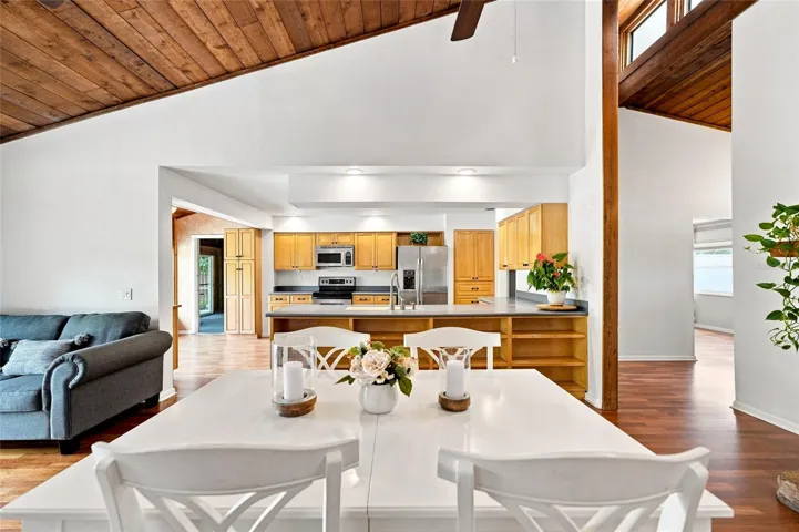 2555 Sweetgum Way W, Clearwater, FL 33761