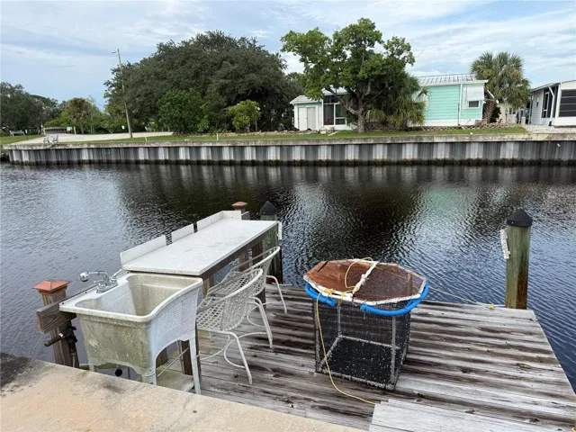 115 E Saint Annes Cir, Apollo Beach, FL 33572
