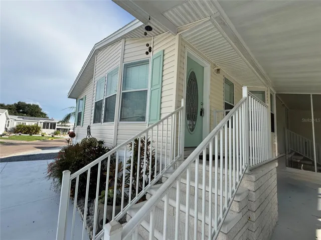 115 E Saint Annes Cir, Apollo Beach, FL 33572