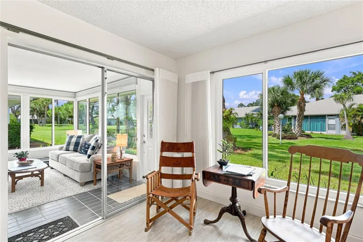 4208 Center Pointe Ln #27, Sarasota, FL 34233