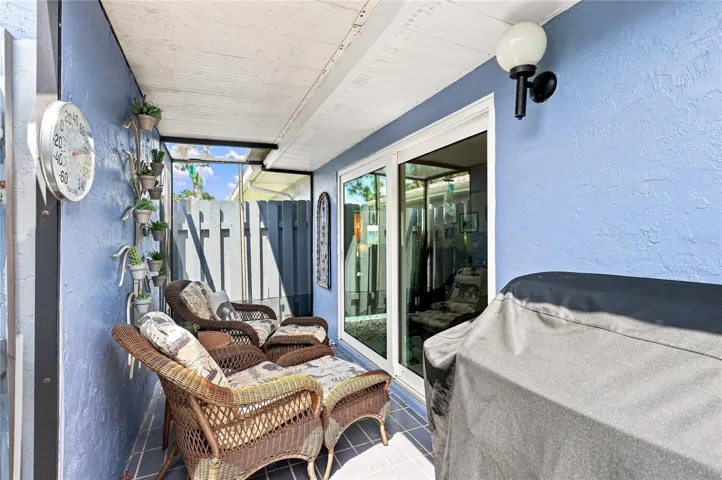 4208 Center Pointe Ln #27, Sarasota, FL 34233