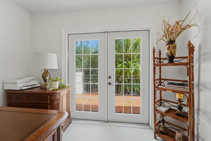 8074 Murano Cir, Palm Beach Gardens, FL 33418