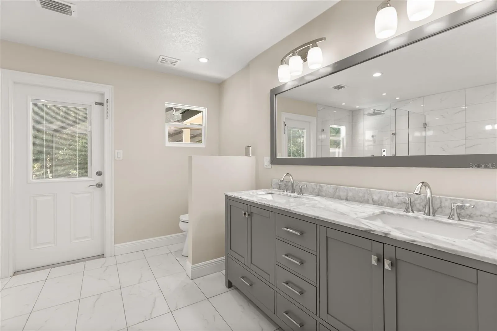 Primary Bedroom Ensuite Bathroom