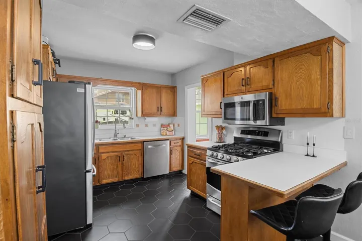 2603 Cleveland Heights Blvd, Lakeland, FL 33803