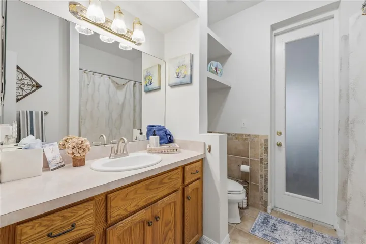 Guest bath