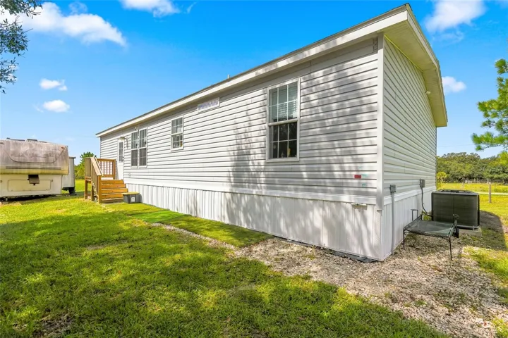 20967 Nw 250th St, Okeechobee, FL 34972