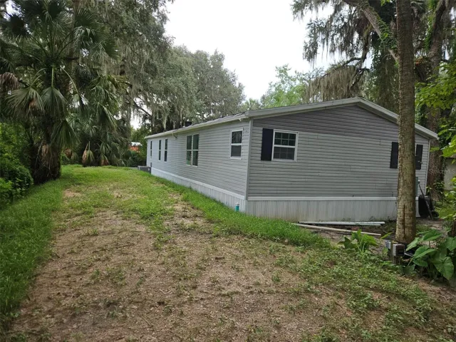 3050 Cr 418, Lake Panasoffkee, FL 33538