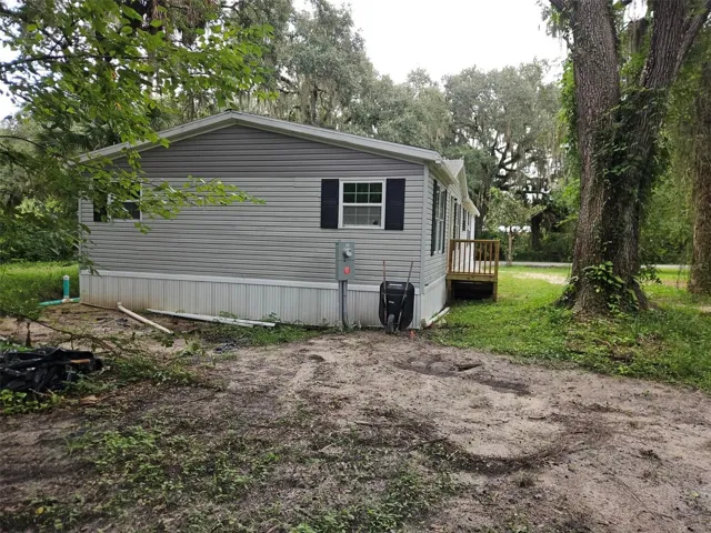 3050 Cr 418, Lake Panasoffkee, FL 33538