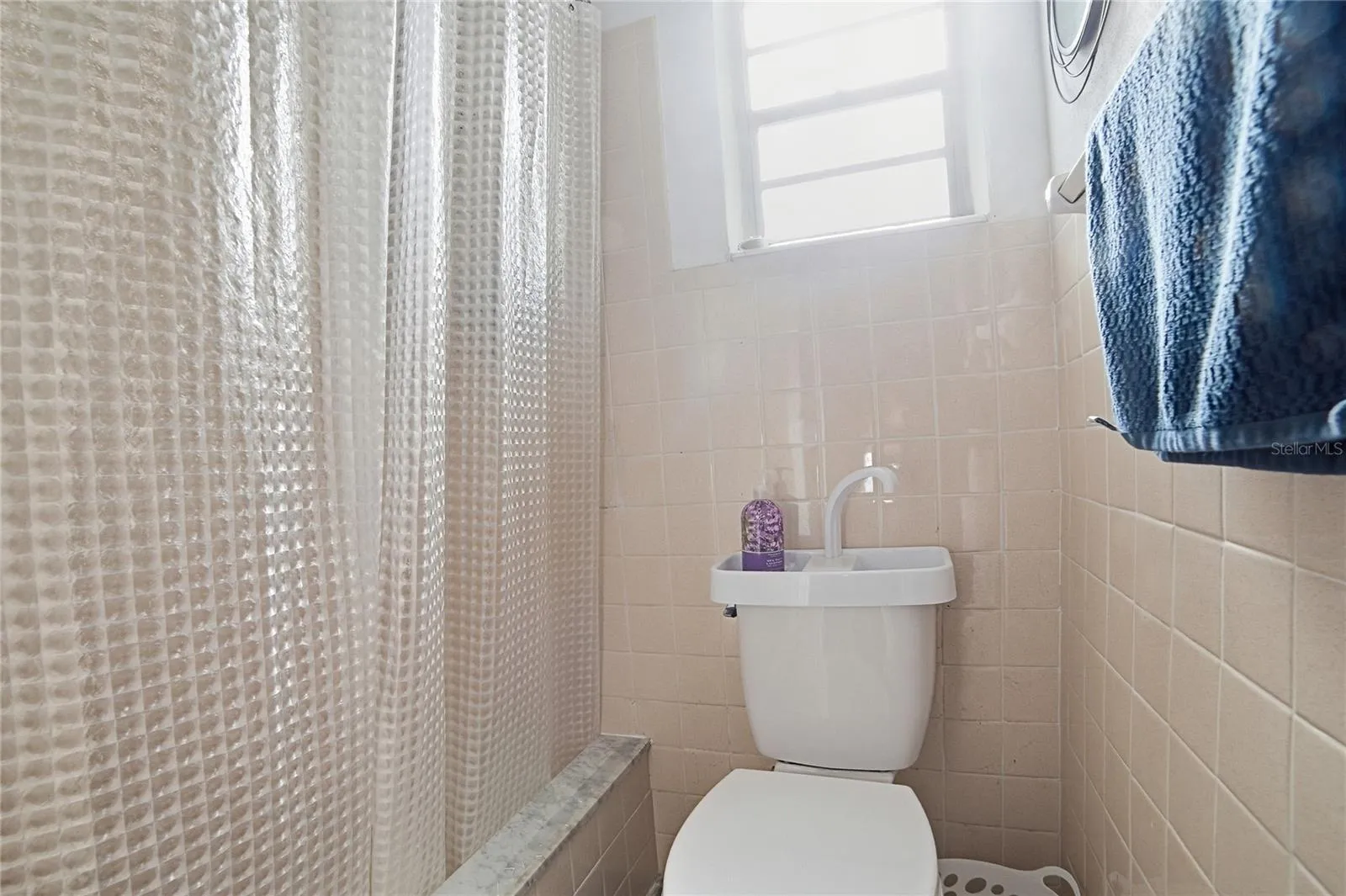 3rd bath w/sink