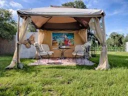 1701 N Stone St, Deland, FL 32720
