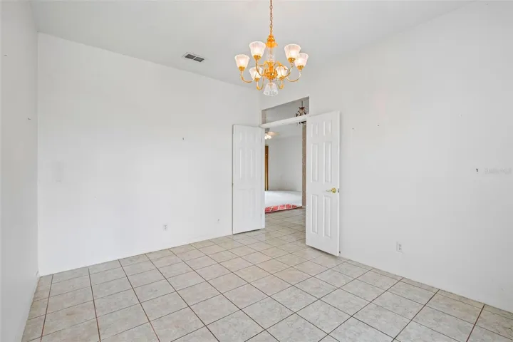 1104 Villeroy Dr, Sun City Center, FL 33573