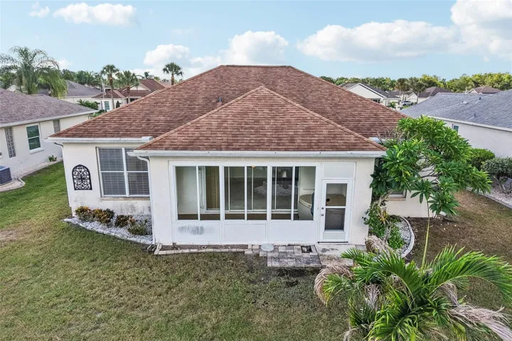 1104 Villeroy Dr, Sun City Center, FL 33573
