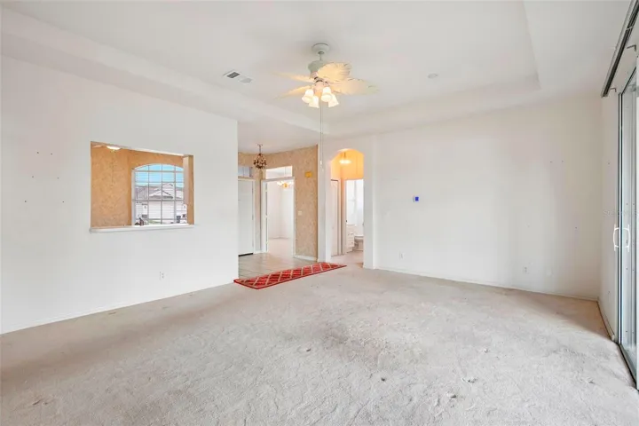 1104 Villeroy Dr, Sun City Center, FL 33573