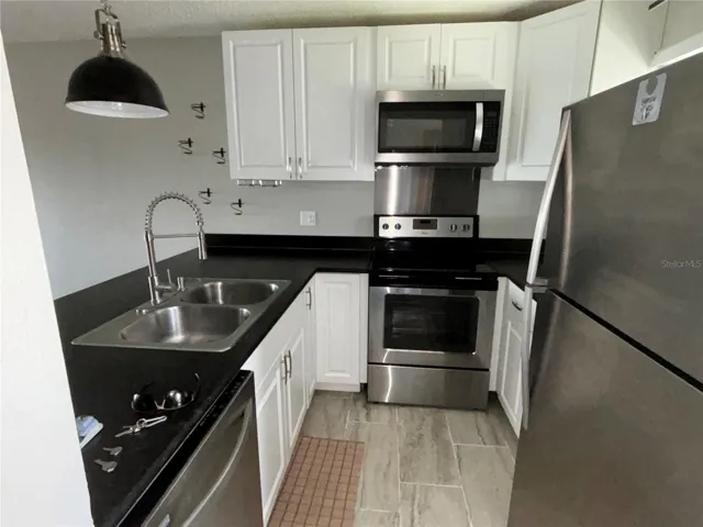 39132 County Road 54 #2088, Zephyrhills, FL 33542