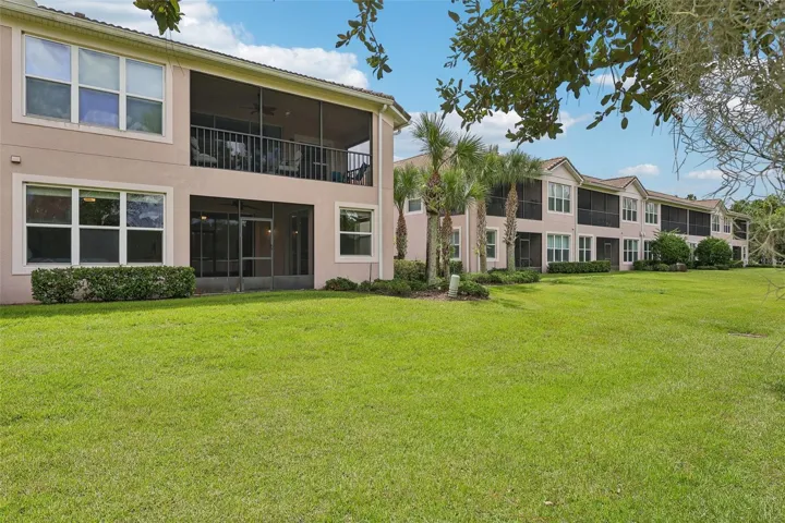 8337 Bella Vida Cir, Davenport, FL 33896