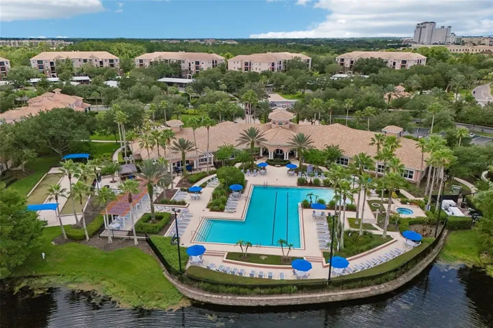 8337 Bella Vida Cir, Davenport, FL 33896