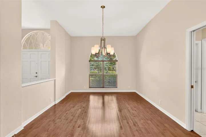 9325 Sw 35th Ln, Gainesville, FL 32608