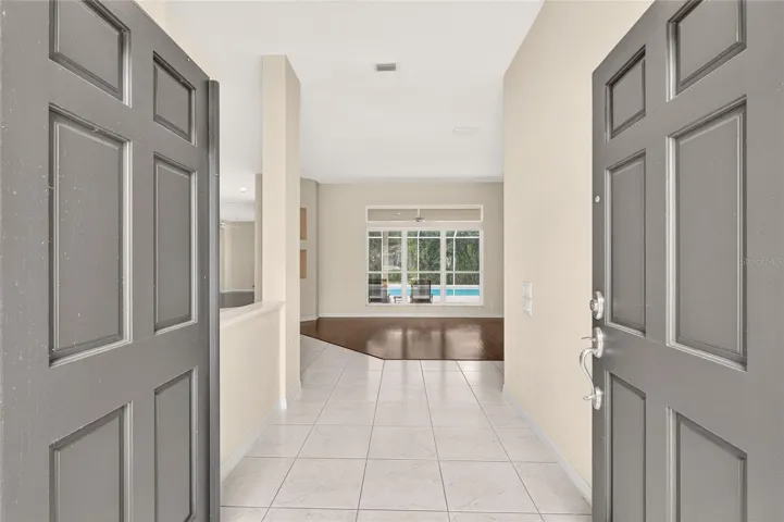 9325 Sw 35th Ln, Gainesville, FL 32608