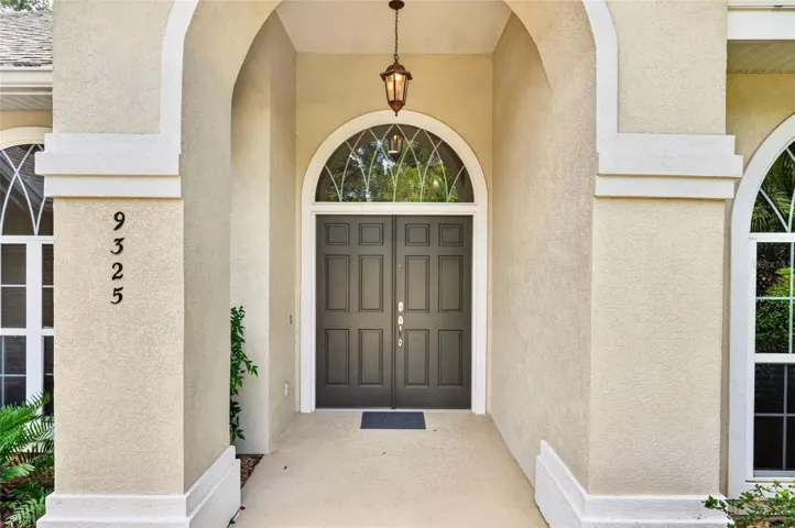 9325 Sw 35th Ln, Gainesville, FL 32608