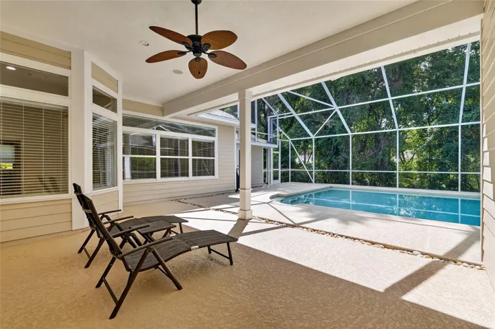 9325 Sw 35th Ln, Gainesville, FL 32608