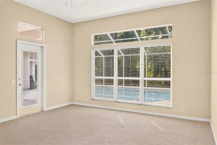 9325 Sw 35th Ln, Gainesville, FL 32608