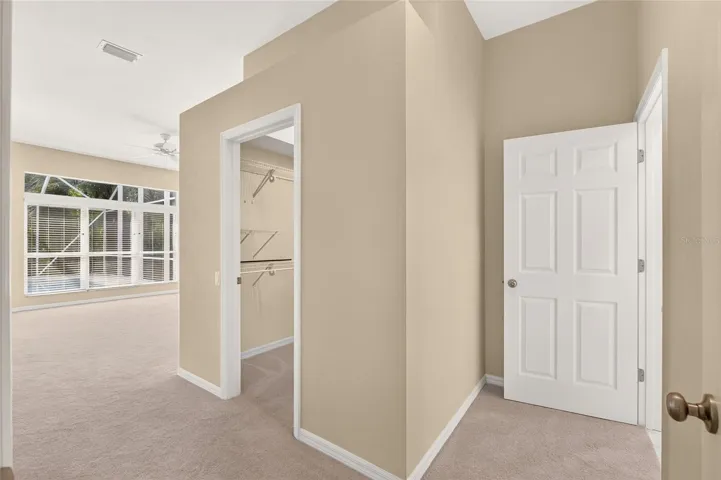 9325 Sw 35th Ln, Gainesville, FL 32608