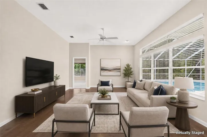 9325 Sw 35th Ln, Gainesville, FL 32608