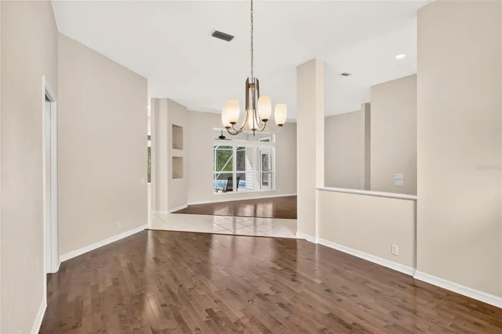 9325 Sw 35th Ln, Gainesville, FL 32608