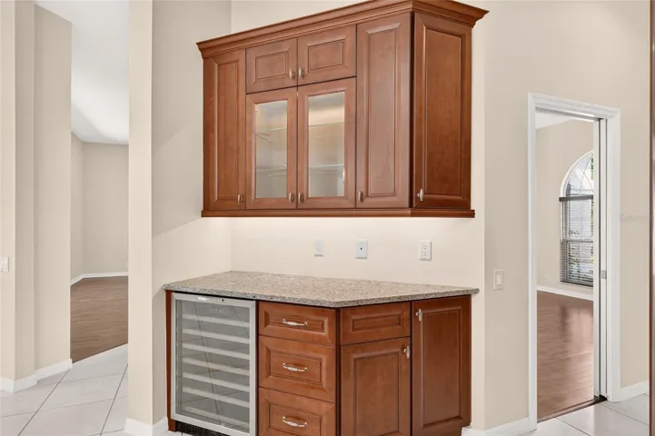 9325 Sw 35th Ln, Gainesville, FL 32608