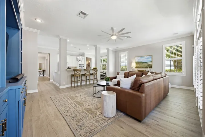 Open to kitchen area.