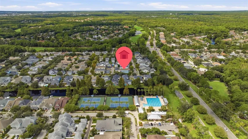 10438 Green Links Dr, Tampa, FL 33626