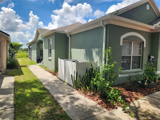 6210 Kiteridge Dr, Lithia, FL 33547